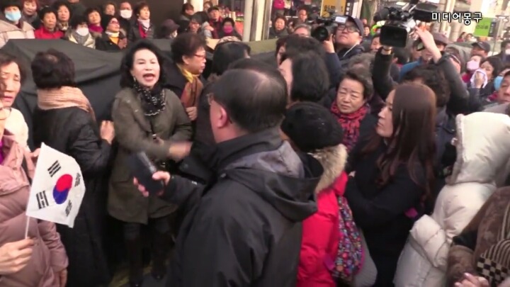 혈압주의) ㄹ혜 + 박사모에 빡친 서문시장 상인들 | 인스티즈