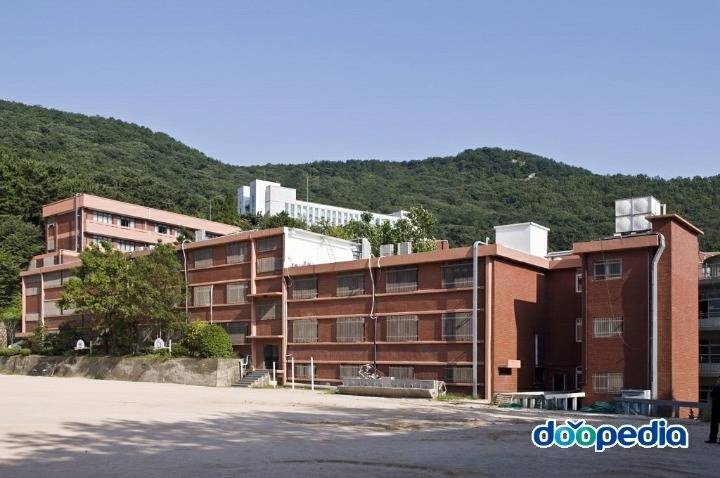 대통령만 2명 배출한 고등학교.jpg | 인스티즈