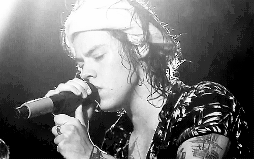 시간이 많아서 짤줍하러 다닌 줌1의 해리스타일스 짤털.gif(데이터주의) | 인스티즈