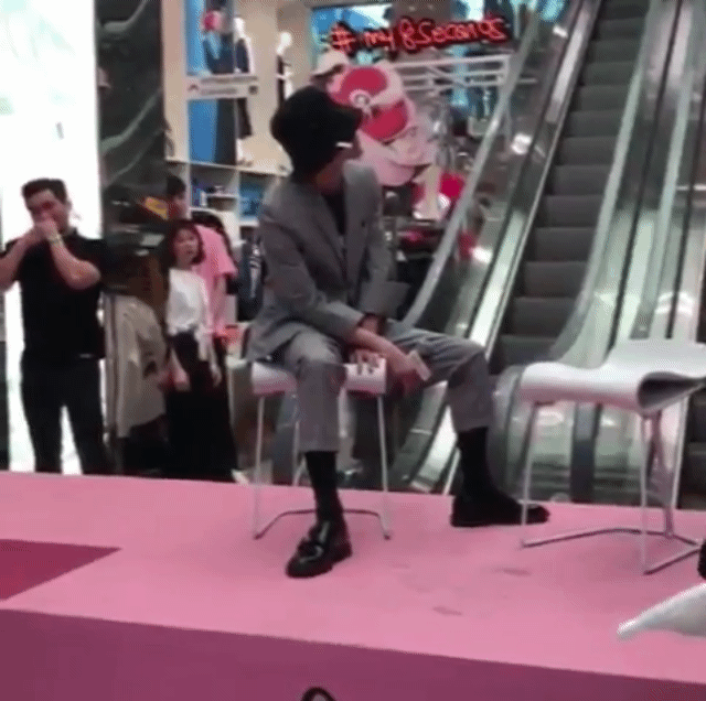 지디가 아직 갖추지 못한 슈퍼스타의 덕목.gif | 인스티즈