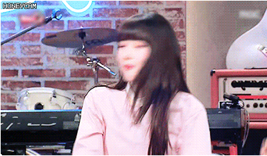 ??? : 예린씨 주먹 거기다가 하지마세요 | 인스티즈