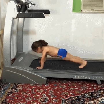 운동 잘하는 꼬맹이.gif | 인스티즈