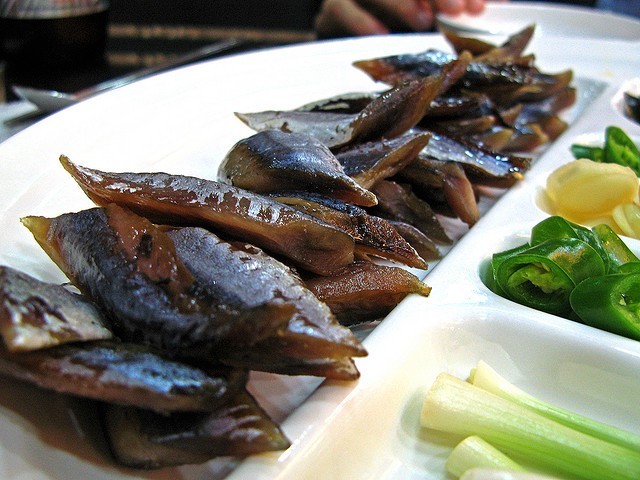 이중에서 먹을 수 있는 음식 몇개??(혐오주의) | 인스티즈