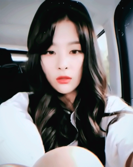 앞머리 엄청 많이 자란듯한 슬기.jpgif | 인스티즈