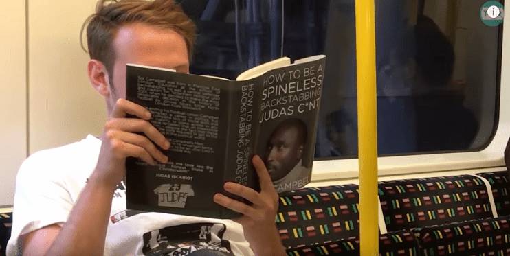 지하철에서 이상한 책 읽기 | 인스티즈