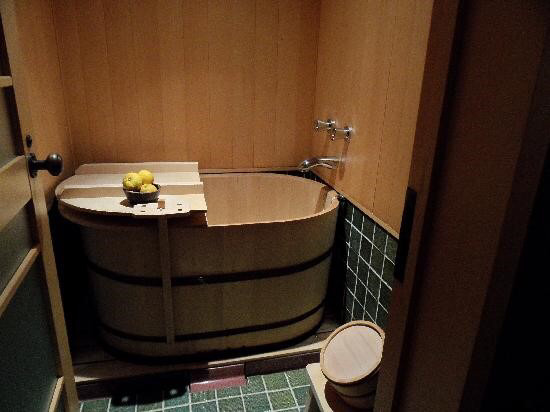 욕조물 돌려쓰는 일본의 목욕 문화.txt | 인스티즈