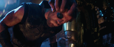 끝판왕 타노스를 상대하는 어벤저스 트리니티.gif | 인스티즈