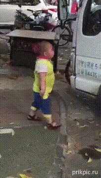 노점상 어머니를 지키는 대륙의 효자 | 인스티즈