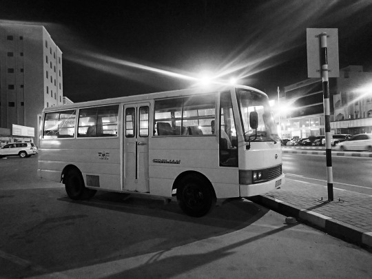 너와 헤어져서 돌아올 때 내 옷에 묻은 네 향수 냄새를 사랑해 | 인스티즈