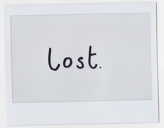 너와 헤어져서 돌아올 때 내 옷에 묻은 네 향수 냄새를 사랑해 | 인스티즈