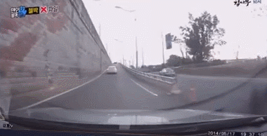 상상도 못한 사고.gif | 인스티즈