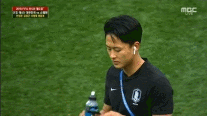 에어팟 파워에이드 주가 올라가는 장면.gif | 인스티즈