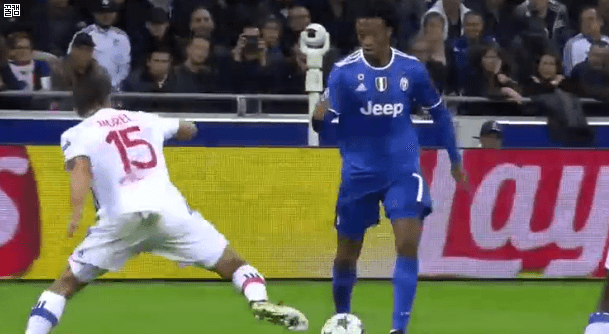 오늘자 콰드라도 결승골.gif | 인스티즈