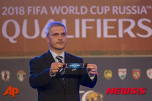 몇 달후 월드컵 조추첨....JPG | 인스티즈