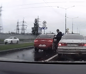 운전 시비 in 러시아 ......gif | 인스티즈