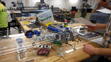 종이비행기 만들어서 날리는 기계.gif | 인스티즈