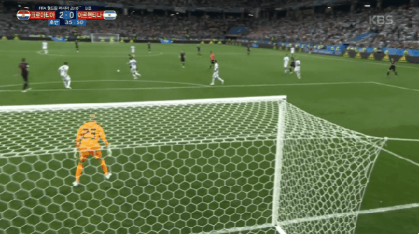 모드리치 Zone에 걸린 아르헨티나.gif | 인스티즈