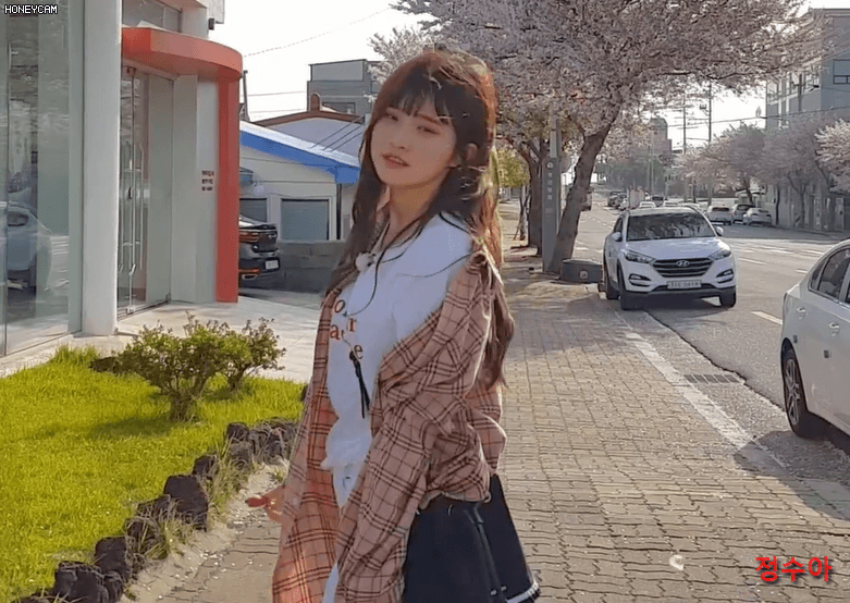 약속회를 보러가는 중에 프로미스 나인 송하영 | 인스티즈