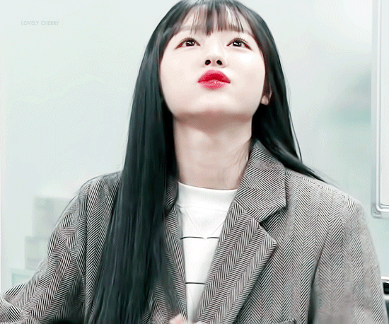 식량일기 오마이걸 유아.gif | 인스티즈