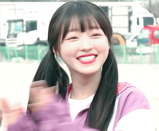 식량일기 오마이걸 유아.gif | 인스티즈