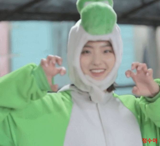 약속회 갈준비를 하는도중에 프로미스 나인 이새롬 | 인스티즈