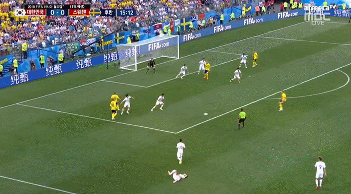 [데이터] 스웨덴전을 통해 본 이재성의 장점1.gif | 인스티즈