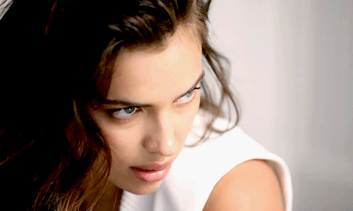 섹시한 매력의 이리나샤크jpgif | 인스티즈