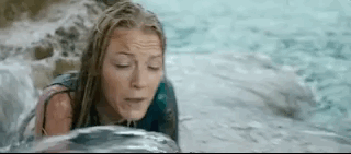 나만 아는 파라다이스로 서핑 하러 왔는데 죽은 고래가 있어여....gif | 인스티즈