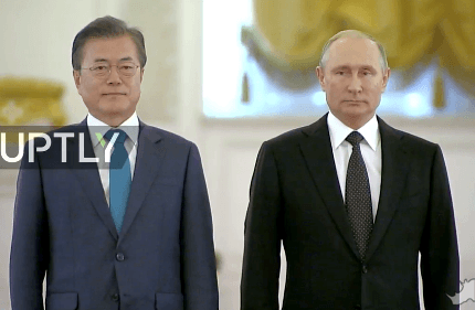 두 특전사의 만남.gif | 인스티즈