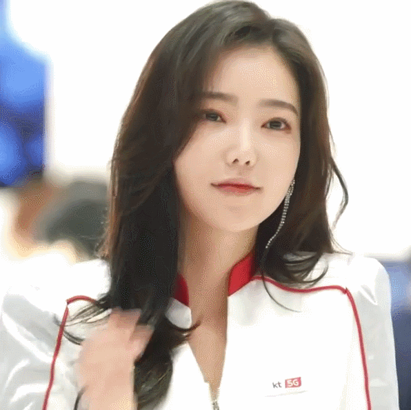 레이싱모델 김보라 &#34;아 덥다&#34; | 인스티즈