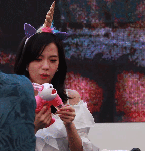 중단발이 너무 잘어울리는 블랙핑크 지수 | 인스티즈