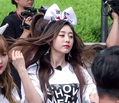 180619 잠실 롯데월드몰 러블리즈 서지수.gif | 인스티즈