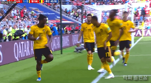 교체로 들어온 바추아이 한경기 스페셜 (vs튀니지) ㅋㅋㅋ.gif | 인스티즈