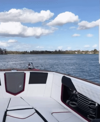 ???: 구경만 하지말고 살려줘 ㅅㅂ | 인스티즈