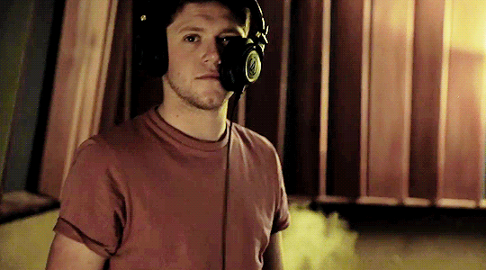 재생하는 족족 청량함 2톤트럭 장담하는 영국산 아이돌 원디렉션 노래 모음.jpgif | 인스티즈