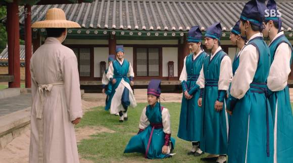 [육룡이나르샤] 극초반부터 시청자들을 멘붕에 빠뜨린 주인공의 아역시절 | 인스티즈