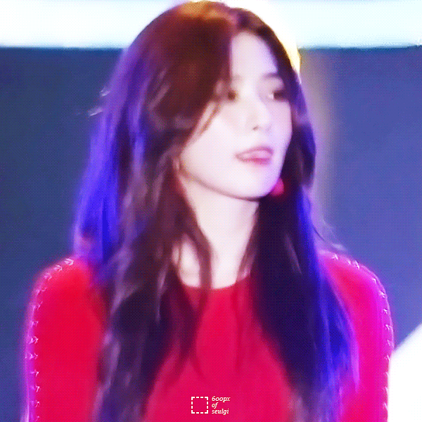 너무 이뻐서 놀란 빨간 슬기 | 인스티즈