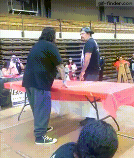 귓방망이 때리기 대회.gif | 인스티즈