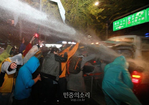 물대포살인이 경찰 개개인에게 까지 책임 가는 이유 | 인스티즈