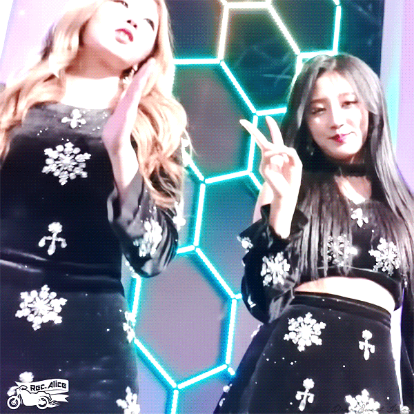 러블리즈 지수&예인.gif | 인스티즈