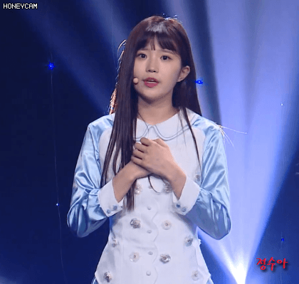 약속회 응모권 2장을 써야되나 고민하는중에 프로미스 나인 송하영 | 인스티즈