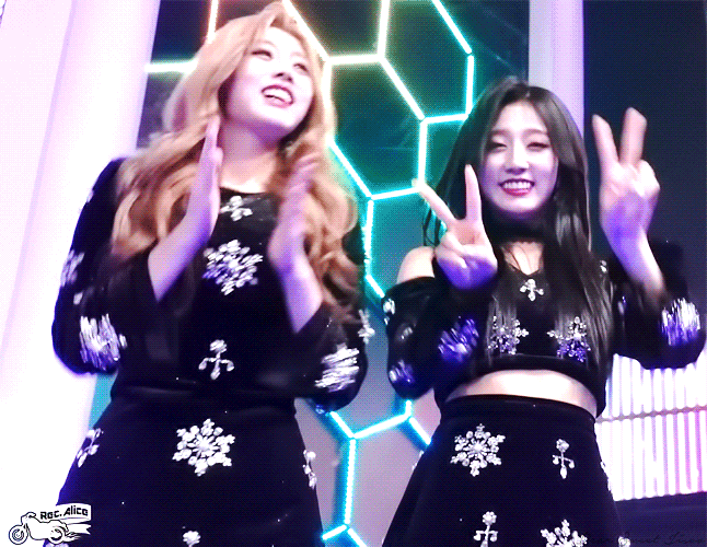 러블리즈 지수&예인.gif | 인스티즈