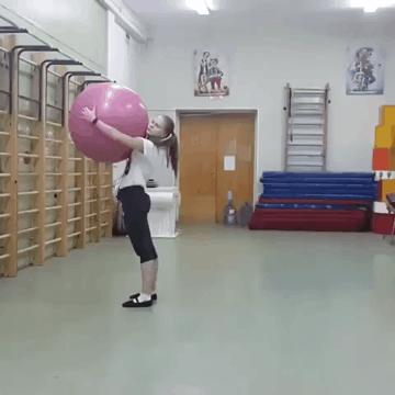 짐볼로 운동하기.gif | 인스티즈