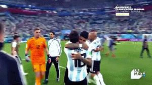 경기 끝나고 눈물 흘리는 디 마리아.gif | 인스티즈