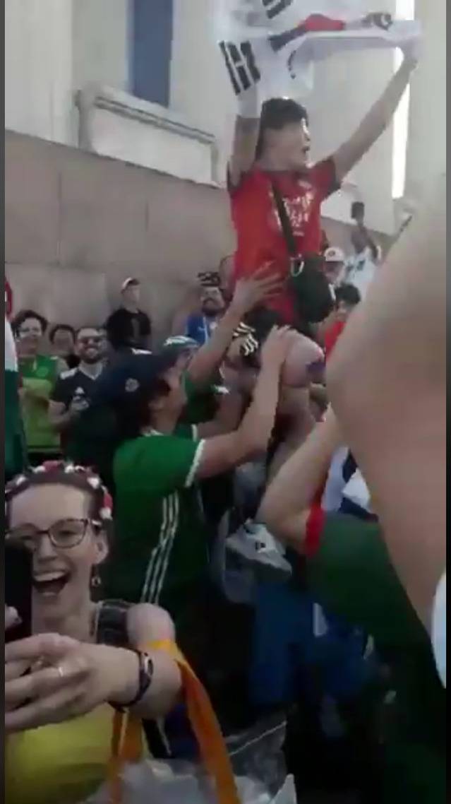 멕시코 팬들: 대한민국 사랑해!!! | 인스티즈