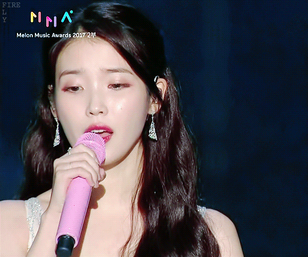 디즈니 공주 같았던 멜론 뮤직 어워드 아이유.JPGIF | 인스티즈