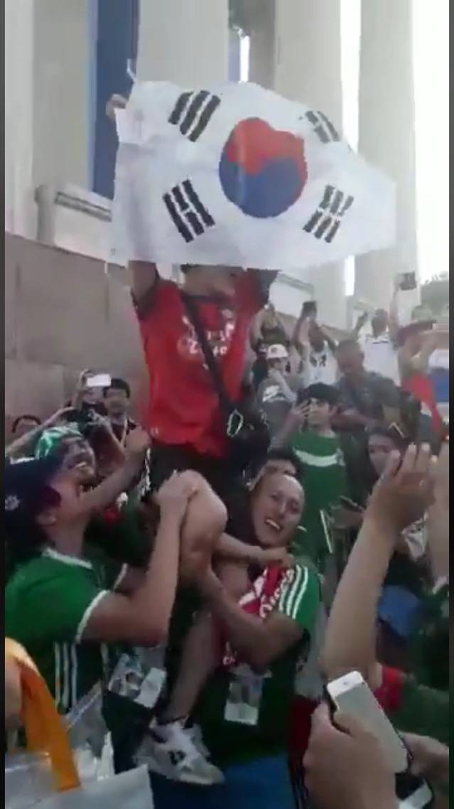 멕시코 팬들: 대한민국 사랑해!!! | 인스티즈