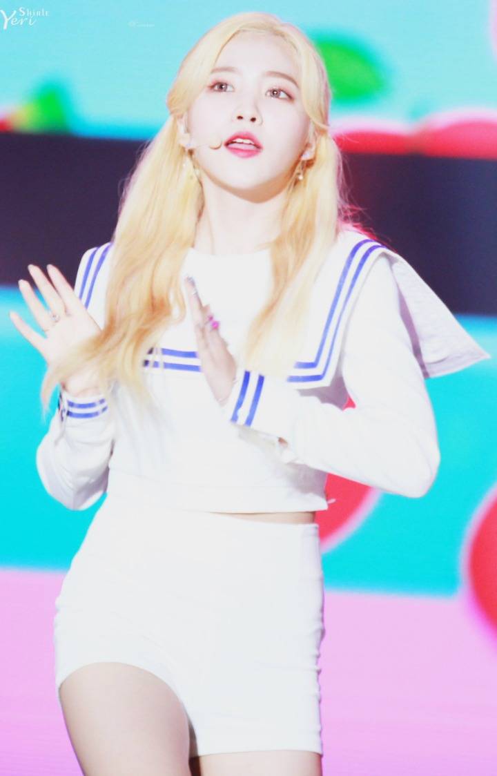 금발이 잘어울리는 예리.jpg | 인스티즈