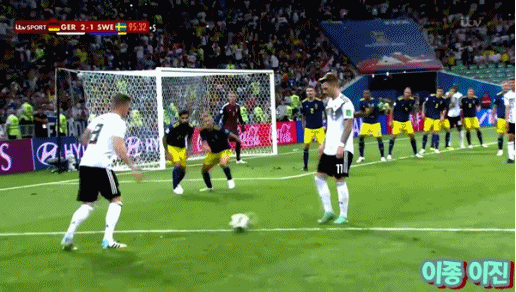 사실상 F조 최대의 이변.gif | 인스티즈