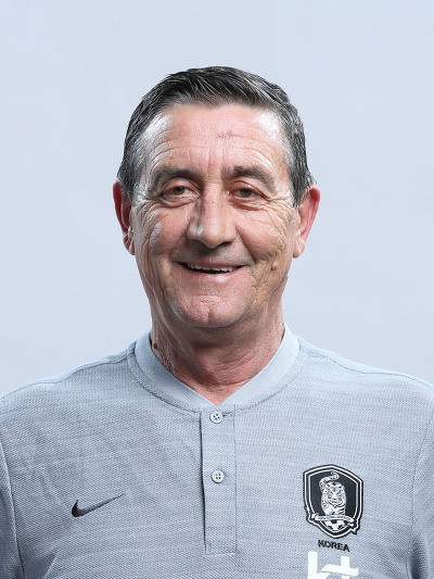 차기감독이 누가되던 이분들은 계속 함께해주시길 부탁 드립니다 | 인스티즈